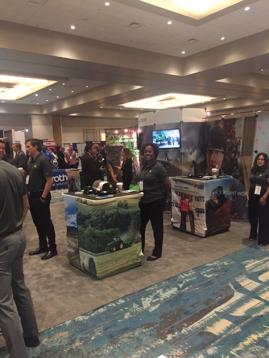 prospanica_la's tweet photo. 2019 Prospanica Conference & Career Expo Sin Fronteras🎉🎉 thank you to our sponsors! #prospanicaconference #prospanicala #careerexpo @Nationwide @AmericanAir @JohnDeere @EliLilly https://t.co/iSnIszXyWp