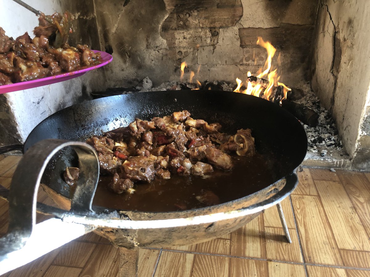 Desde la asociación Un Final Feliz defendemos que los animales tengan un final digno. Y qué mejor dignidad que ser el alimento de un grupo FELIZ.<a href="/PartidoPACMA/">PACMA</a> <a href="/sosgatosmurcia/">S.O.S. Gatos Murcia</a> <a href="/lau_duart/">Laura Duarte</a> <a href="/AlmasVeganas/">Santuario Animal Almas veganas</a> <a href="/lucia_sevill/">Ro Sevilla</a> <a href="/PACMA/">PACMA</a> #BASTAYACONLATONTERIA #ALMASANIMALES #SANTUARIOGASTRONOMICO