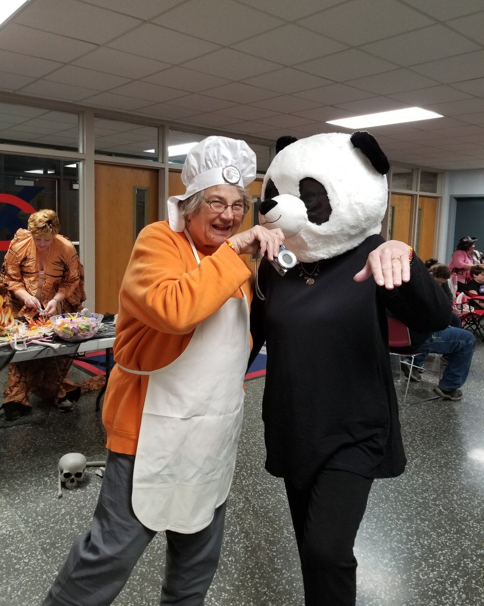 LCMarchingKings's tweet photo. A little rain last night doesn't keep our Trunk or Treat festivities away! An ENORMOUS thank you goes to our parents for adjusting and setting up inside with such short notice. We had a great time and it's all because of you! https://t.co/BDz3ehN9BQ