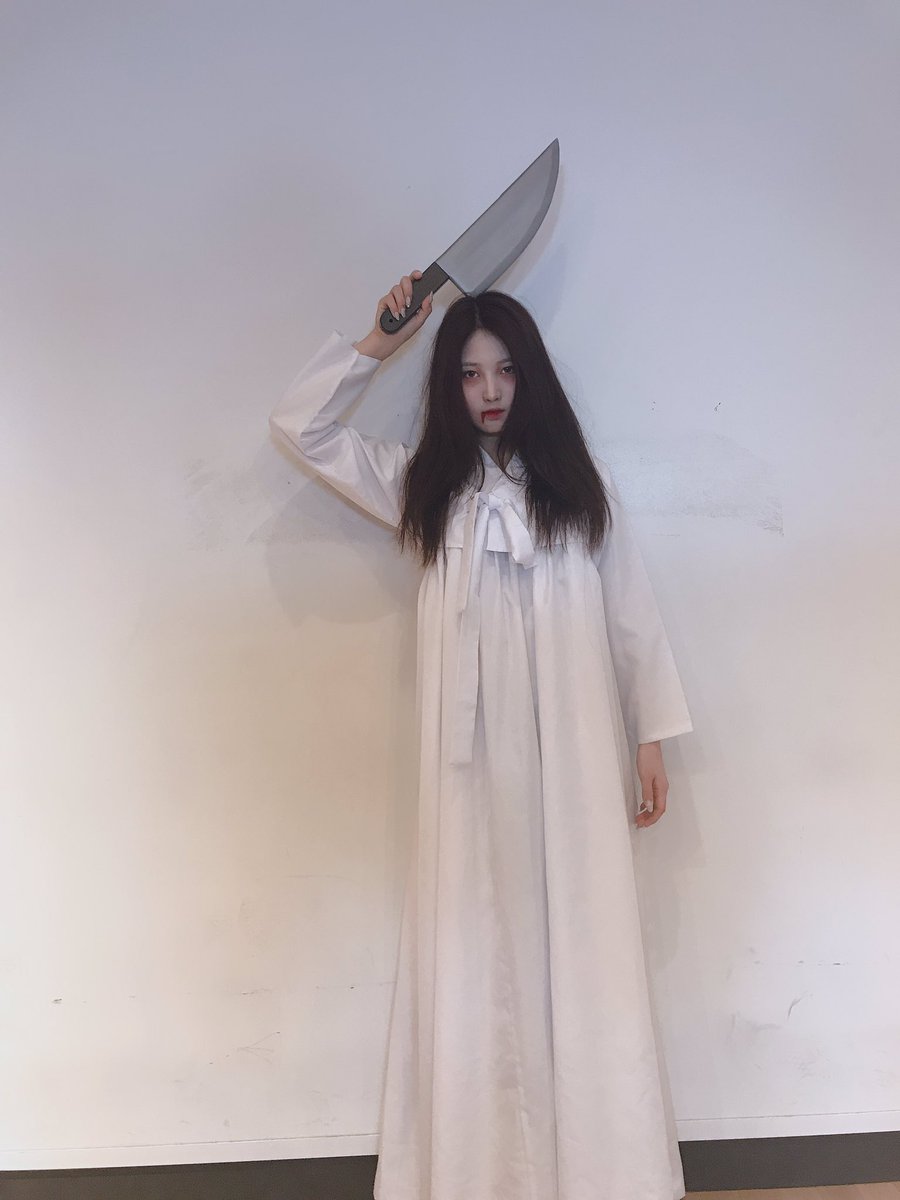 EVERGLOW_twt tweet picture