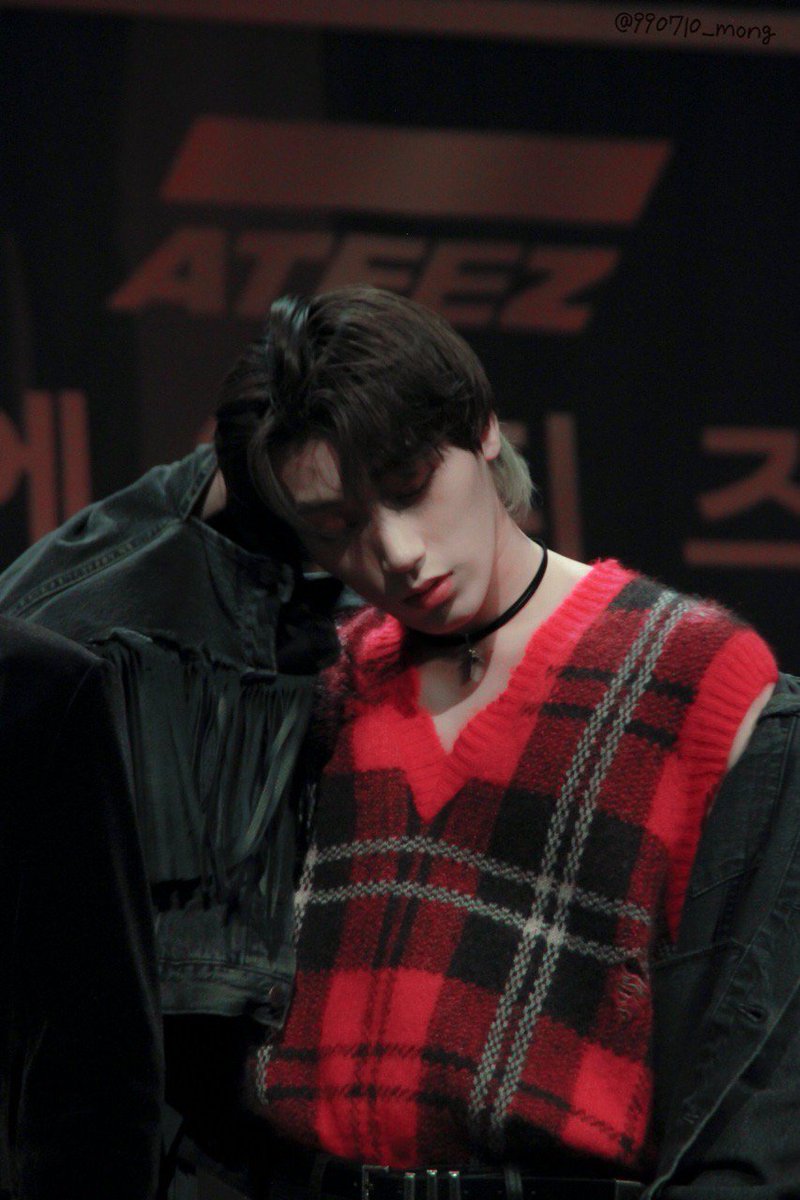 _Beatch_Bitch_'s tweet photo. I will always be by your side when you need it💜
Baby i love you so mad @ATEEZofficial #SAN #ATEEZ https://t.co/QzxQDRC2TB