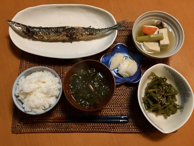 サツマイモの葉っぱや茎は食べられる 栄養効果やおすすめのレシピ お食事ウェブマガジン グルメノート