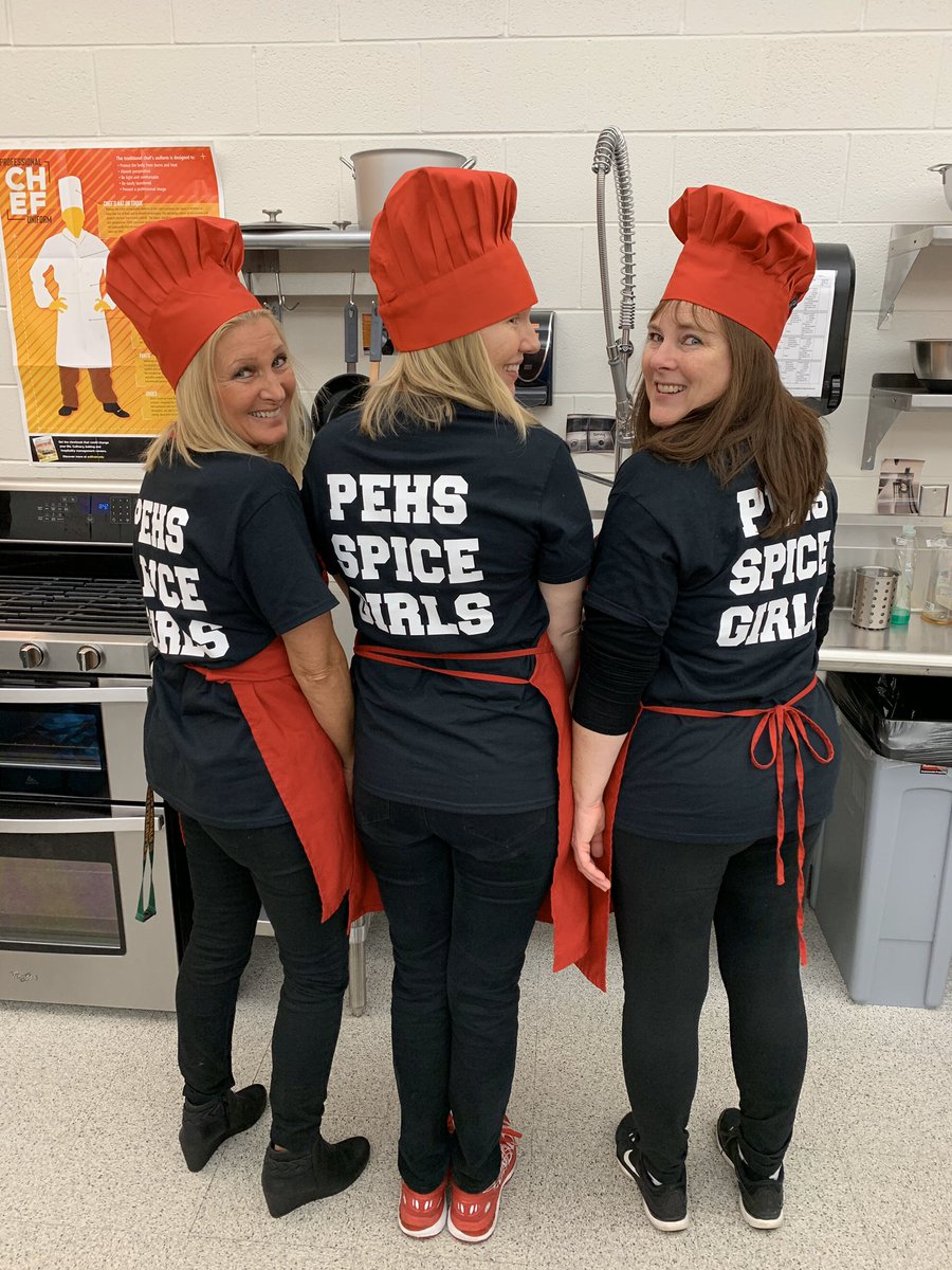 PehsArts's tweet photo. Happy Halloween from your PEHS Culinary teachers! https://t.co/0yiO6SOKy6