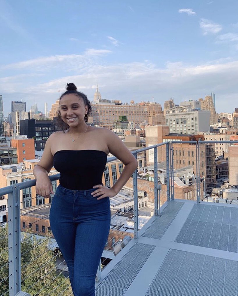 Huge happy birthday (and Halloween 👻) to our sister Mikelle!! We’re so happy you chose Alpha Phi, you’re a perfect addition to our chapter! We hope you have an amazing day🧡🎃