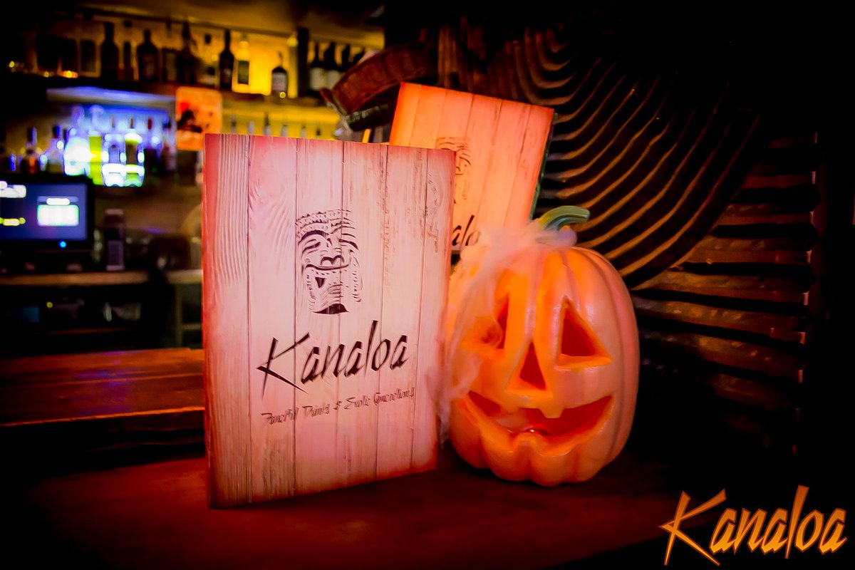 Happy Halloween 🎃🎃🎃🎃
Join us from 5pm to enjoy the Halloween spirits and Happy Hour until 10pm
To make a reservation call 0207 842 0620