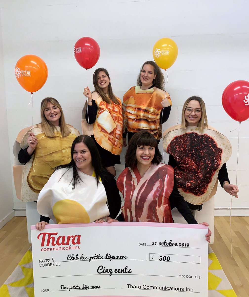 Pour l’Halloween cette année nous avons décidé de nous déguiser en notre #PassionDej 🍳🥓, puis on a eu un flash : ça serait fou de faire un don au <a href="/ClubDejeuner/">Club des petits déjeuners</a> déguisé EN DÉJEUNER !! Alors VOILÀ! 💸🥞 #Pourlesenfants #Fillesdecomm #Halloween