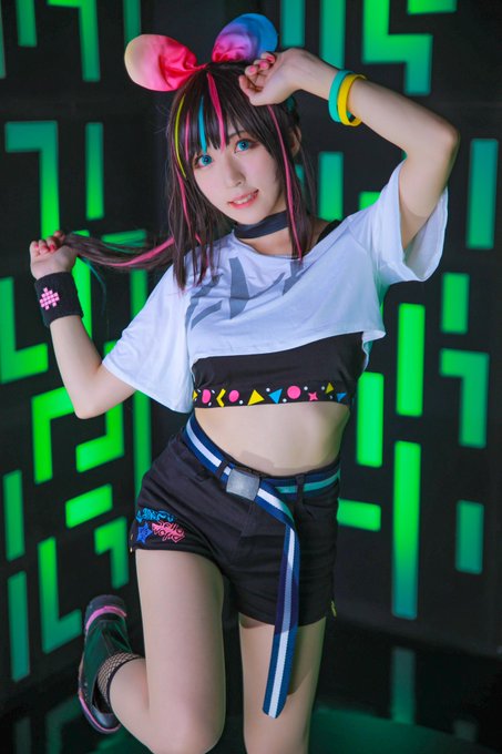 Twitterのコスプレ画像16