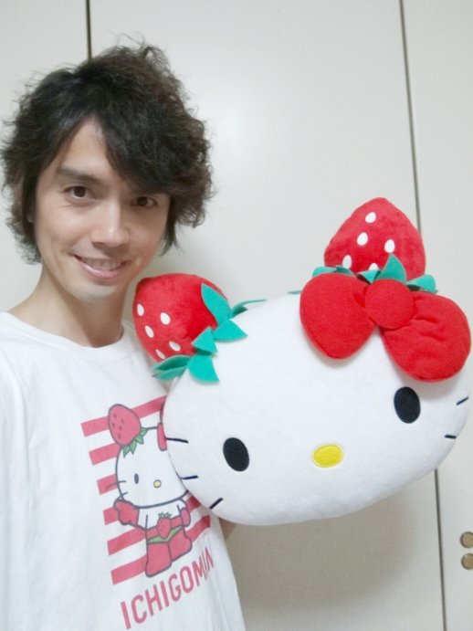 ichigo__min's tweet photo. 本日をもって、イチゴマン企画・担当編集&amp;キティGUYとしてのツィートは終了です。
イチゴミンのサイトですが、更新はありませんが、1月まで見られるとのことです。
これまで応援ありがとうございました。
また皆さんにお会いできることを願って。 https://t.co/juz19RnGH9