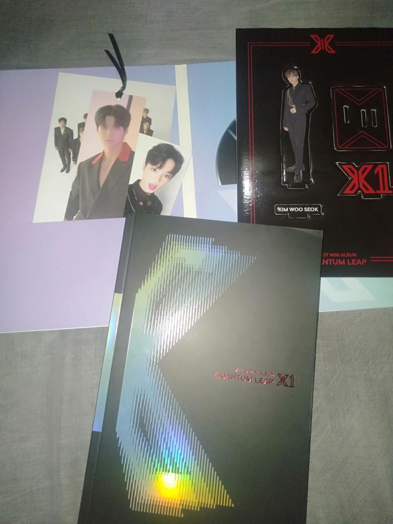 springpieces's tweet photo. *JUST GA*

prize : fullset album x1 QL ver. (+poster)

Rules:
-RT + Like
- Reply with #MAMAVOTE #X1

End waktu hangyul ultah 😅

Goodluck https://t.co/qRel73pegY