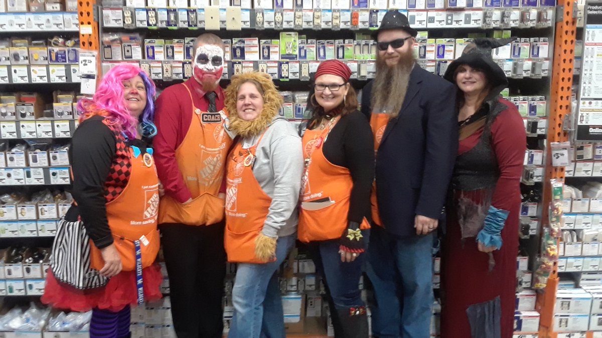 Jasper 2025 in Halloween Spirit #MWspiritweekD250 <a href="/jody_delicato/">Jody Delicato</a> <a href="/Matthew10903420/">Matthew Walker</a> <a href="/mickeywing13/">Mickey Wing</a> <a href="/AmyLitkenhus/">Amy Litkenhus</a> <a href="/DebraBakerHD/">Debra Baker-Murph</a>