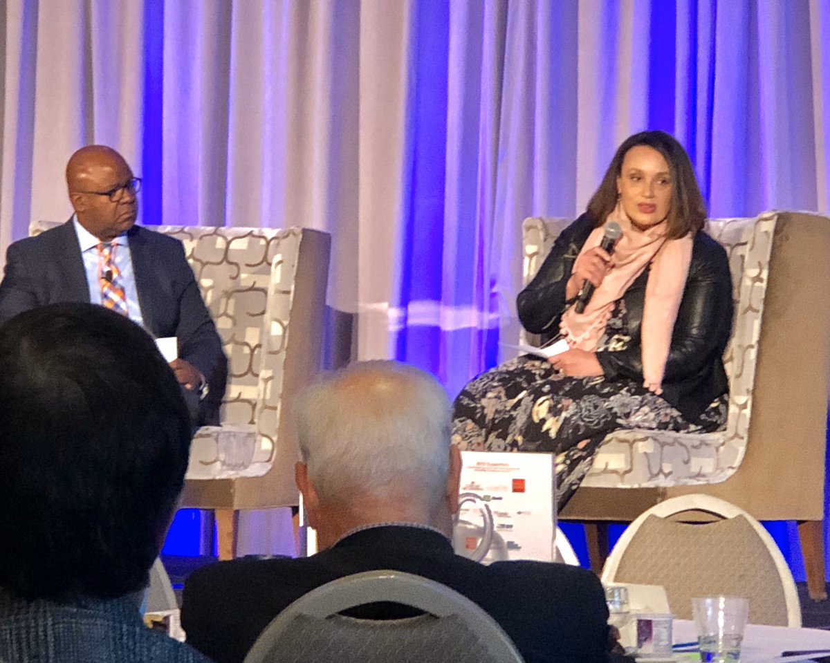 SageCom's tweet image. Foundations/Philanthropy sector should adopt a radical love ❤️ approach —having the boldness to go beyond, deeper. And do it together. Show up on the toughest issues.@allen_tonya @skillmanfound #Detroit #SPARXconference @philanthropyPHL @SidneyRHargro #ignitingthepowerincommunity