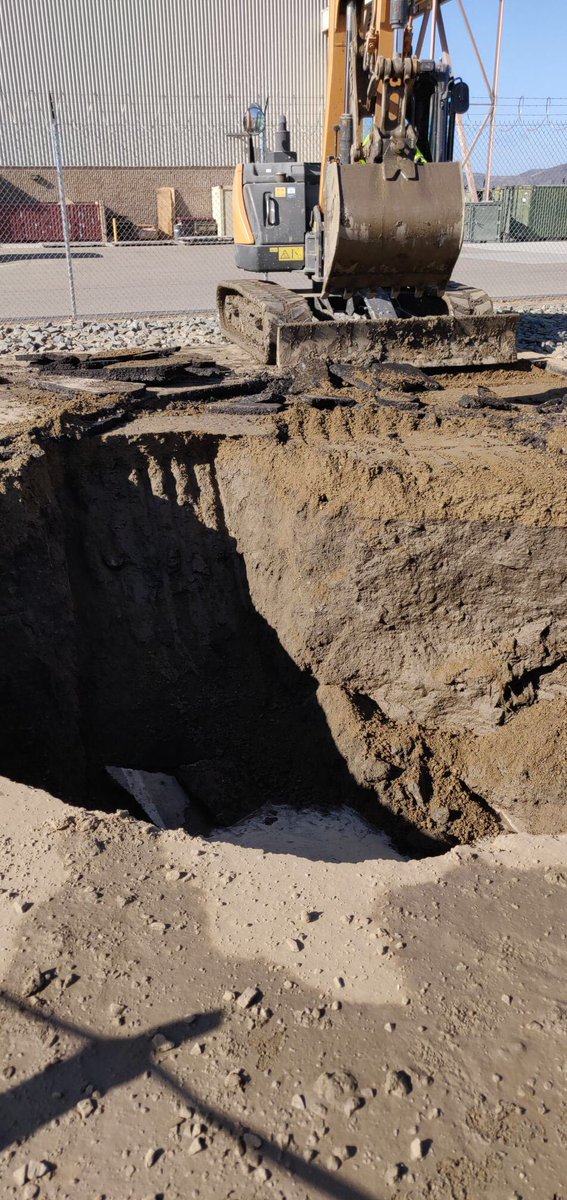 CPConstructors's tweet image. Sink Hole! #wetutilities #asphaltpaving