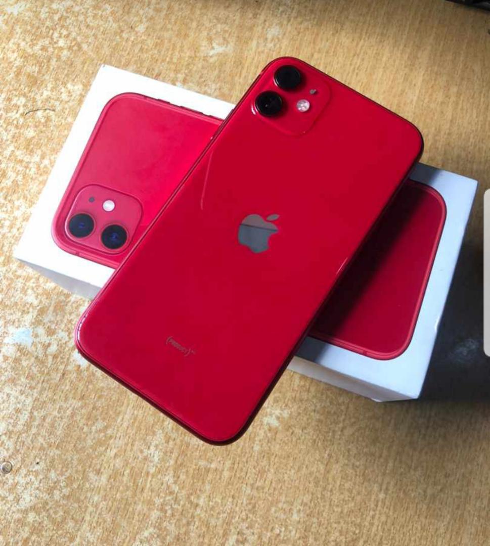 Mr Cruz Open Box Iphone 11 64gb Red And Iphone 8 64gb Up For Grabs Hotdeals Sharpasnew T Co Gpz1fju6eq Twitter
