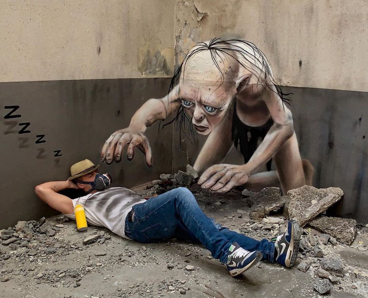 creapills's tweet photo. Le street-artiste français SCAF se met en scène dans ses graffitis en trompe-l’œil

Plus d'infos : https://t.co/hJD5RBqD06 https://t.co/pgXNuKkEVg
