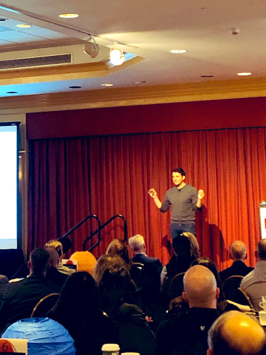 VelcoVT's tweet image. Tim Urban, co-founder of @waitbutwhy, on #ArtificialIntelligence at @VTRoundtable event:  “We are in the midst of our world becoming magical.”