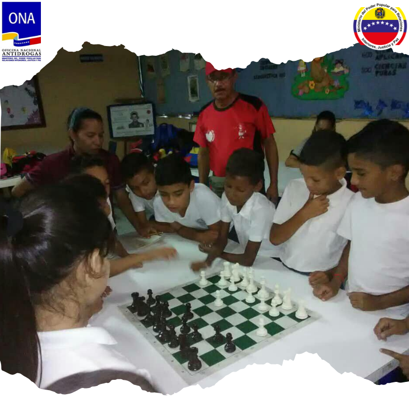 SUNAD_SUCRE's tweet photo. #31Oct #FelizJueves #HackeMate a las Drogas junto a #ONASucre Siempre un paso adelante de la Prevención
@Vipresegoficial
@VTVcanal8
@noticias24
@Mippcivzla
@tuiteros_vzla
@rednacionalona
@snboficial
@FONA_oficial
@sinadro_ona
@ONA_Oferta https://t.co/5FRGBnM6rf