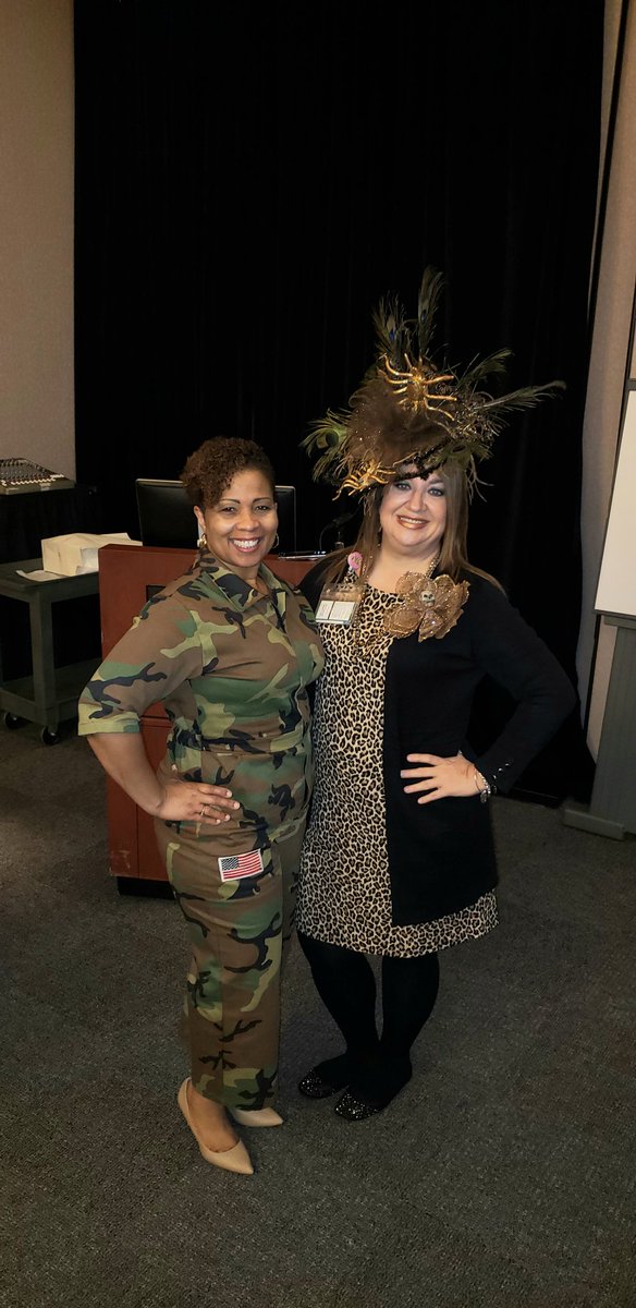 Laura Ware tweet media