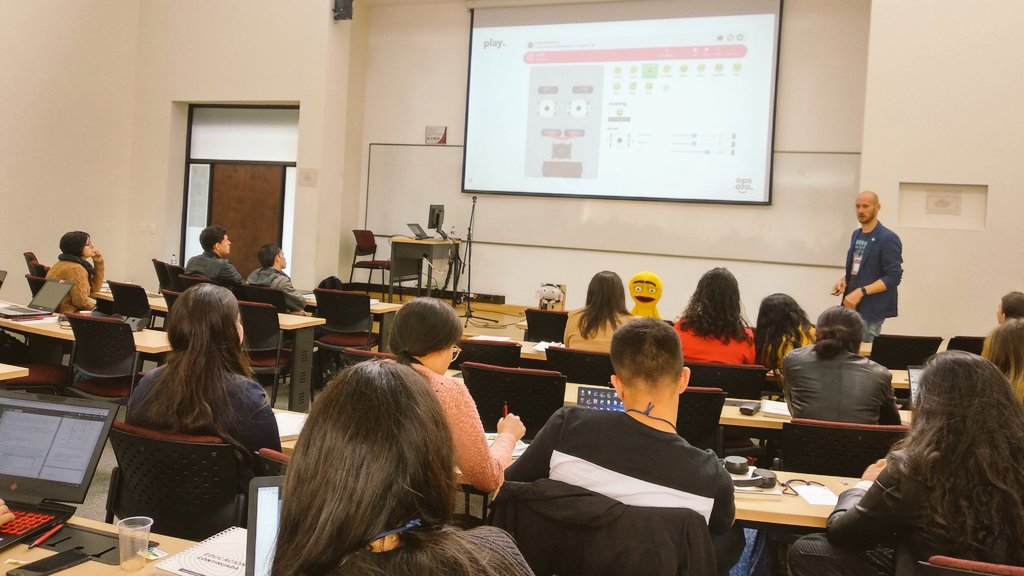CBECIJG's tweet photo. Open platform for social robotics and education #opsoro @JelleSaldien @Escuelaing @fcardioinfantil @Colciencias #SORR2019 #eciciencia2019 https://t.co/KNSysGIZnm