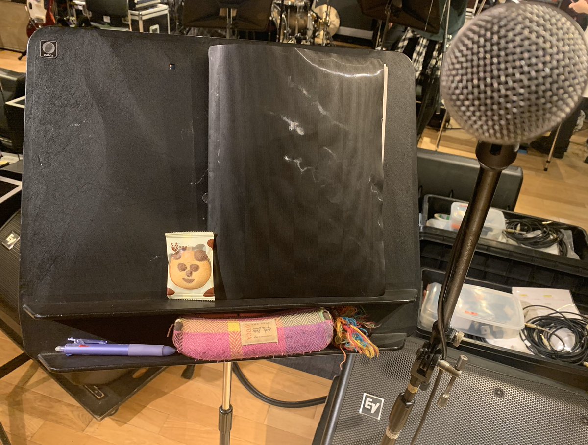 Noahuhah's tweet photo. 明日からは3日間 #じゅんな祭り2019 ！
再びコーラスでの参加です☺️🌸JUNNAバンドでの初ライブイベント、楽しみだ〜！

スタッフさんからのなんとも愛くるしい上海土産を添えて🐼 https://t.co/1JNJJndk0O