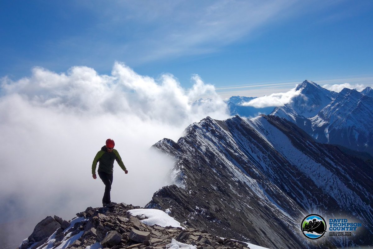 DTCountryAB's tweet photo. Hiking above the clouds on the ridge of #MountStelfox. This is a long hike/scramble of about 25 kms round trip, with an elevation climb of around 1,300 m. Mt Stelfox is on the NW side of #AbrahamLake off the #DavidThompsonHighway, W of #Nordegg in @ClearwaterCnty. #DTCountry https://t.co/99rnVofuPo