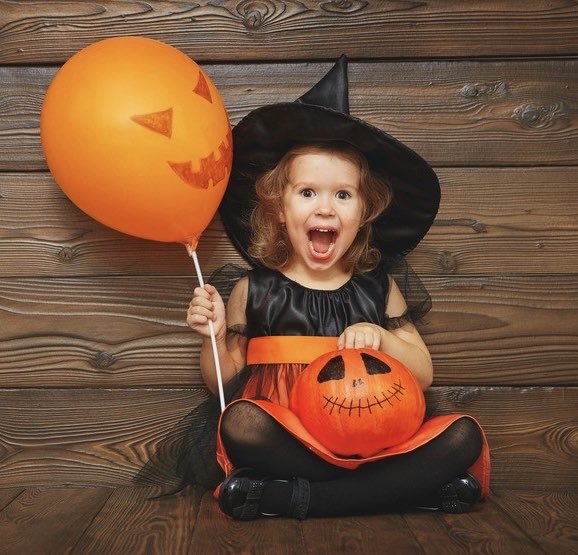 Trick-or-Treating in the Market TODAY from 10-6pm! See you there!! #yyj #yyjevents #yyjhalloween #victoriaboo