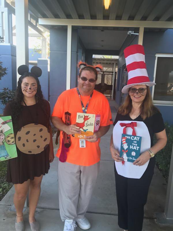 MrO_Metrowest's tweet photo. My first character book parade and reading to our Kindergarten classes. Loving elementary school life! Go Orcas! @OCPSnews @DrSohigian_OCPS @DrFritzler_OCPS @West_OCPS https://t.co/ER31P2SmzV