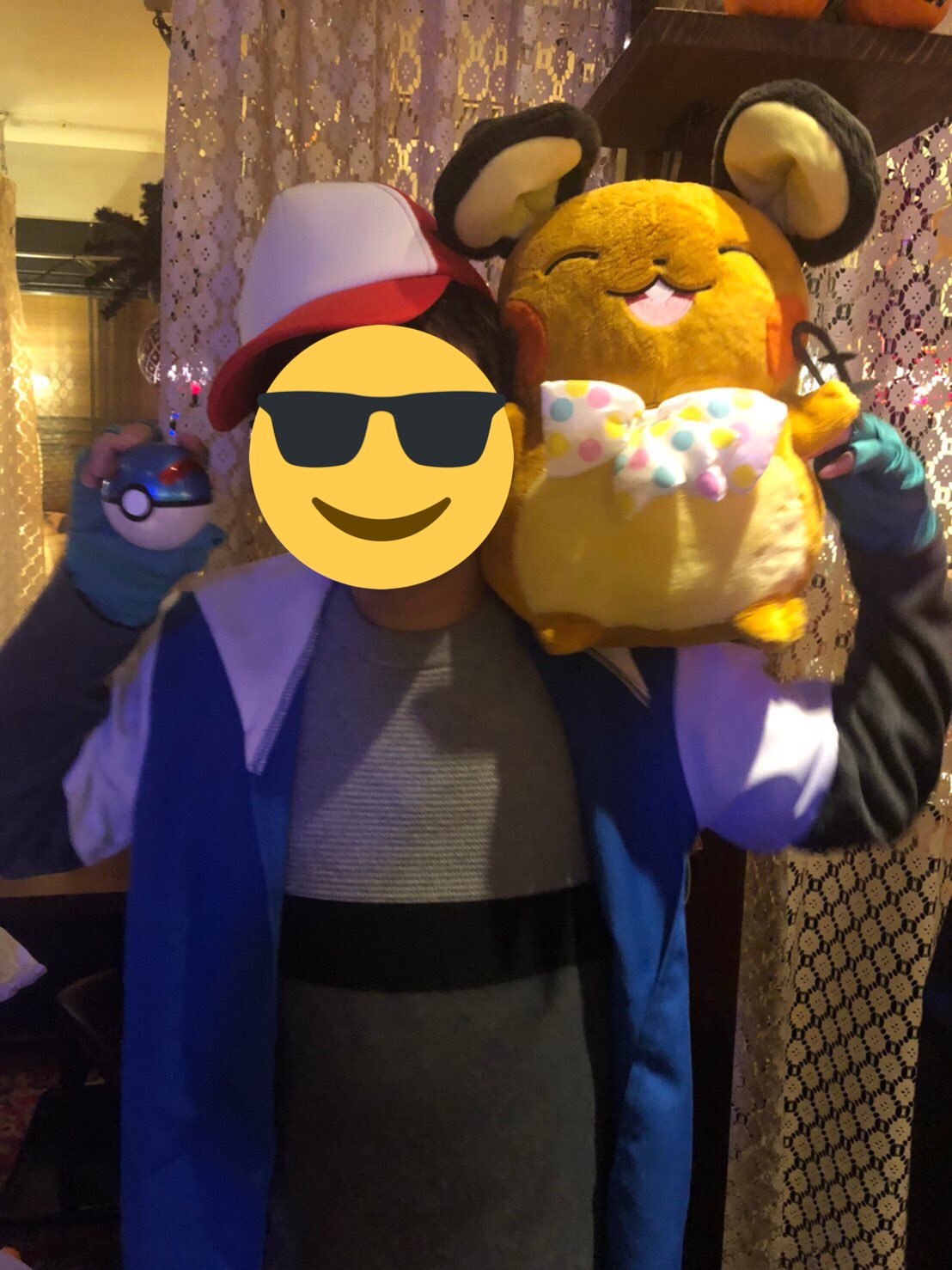 桟敷 俺のハロウィンの仮装これね 帽子にはマークがついてないし スーパーボールだし デデンネだし 全てにおいてサトシとちょっとずつ違う サトシになれなかった偽物 だって言われて泣いた T Co Smvmea8uia Twitter