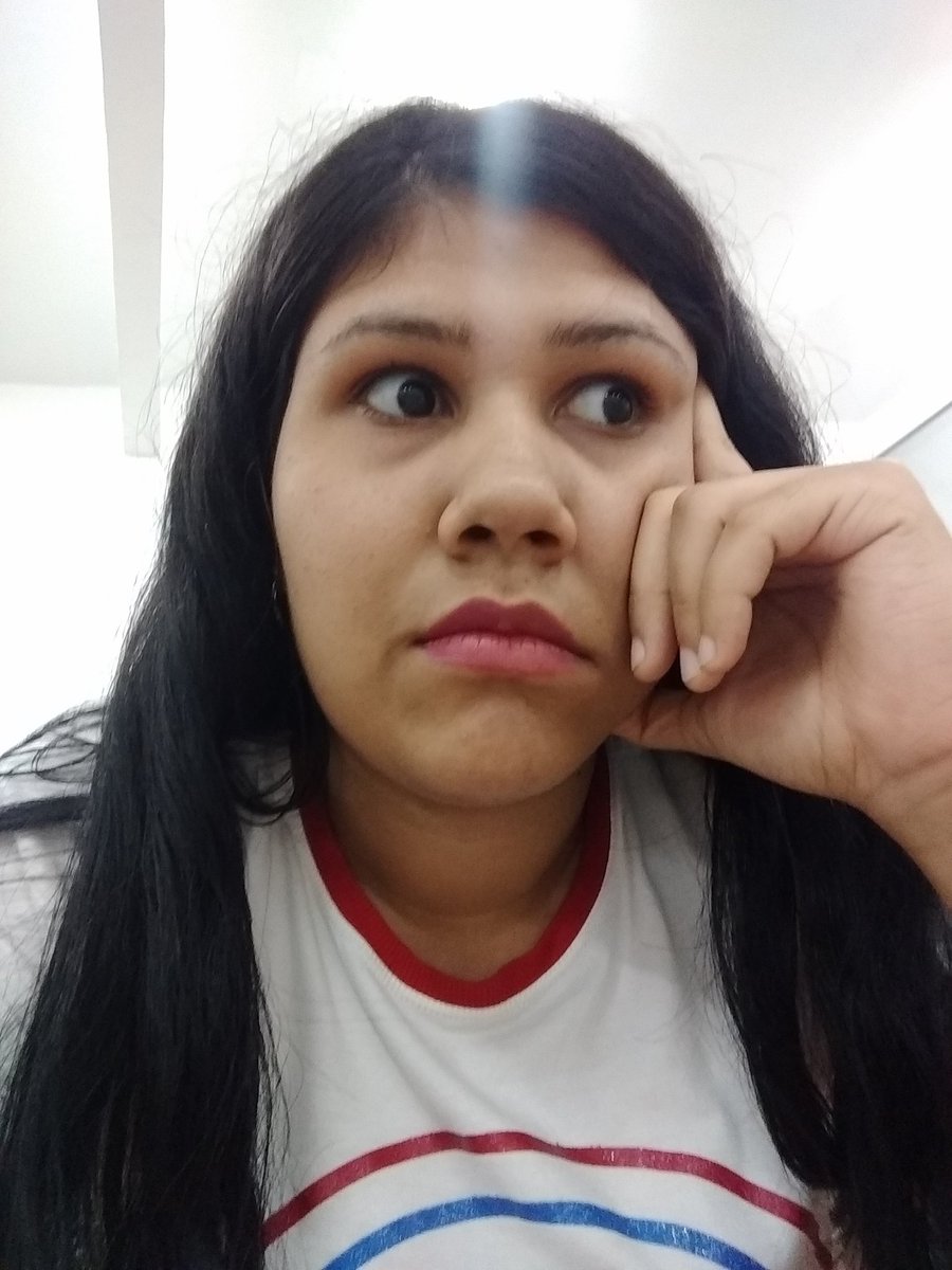 killjoyable's tweet image. MINI SURTO NA FACULDADE PORQUE MCR VOLTOU