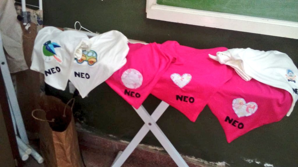 mariluleverberg's tweet photo. Enorme felicidad de alumnas #Epet3 que están completando las ropas de bebé p/donar al NEO #Samic y Hogar de Madres en Tránsito #Oberá 
Las telas entregó @herrerayflia @ViceGobMnes y distribuidas en coordinación c/@udpm_misiones #esfuerzocompartido #solidaridad #escueladevalores https://t.co/U3ZOebHnPC