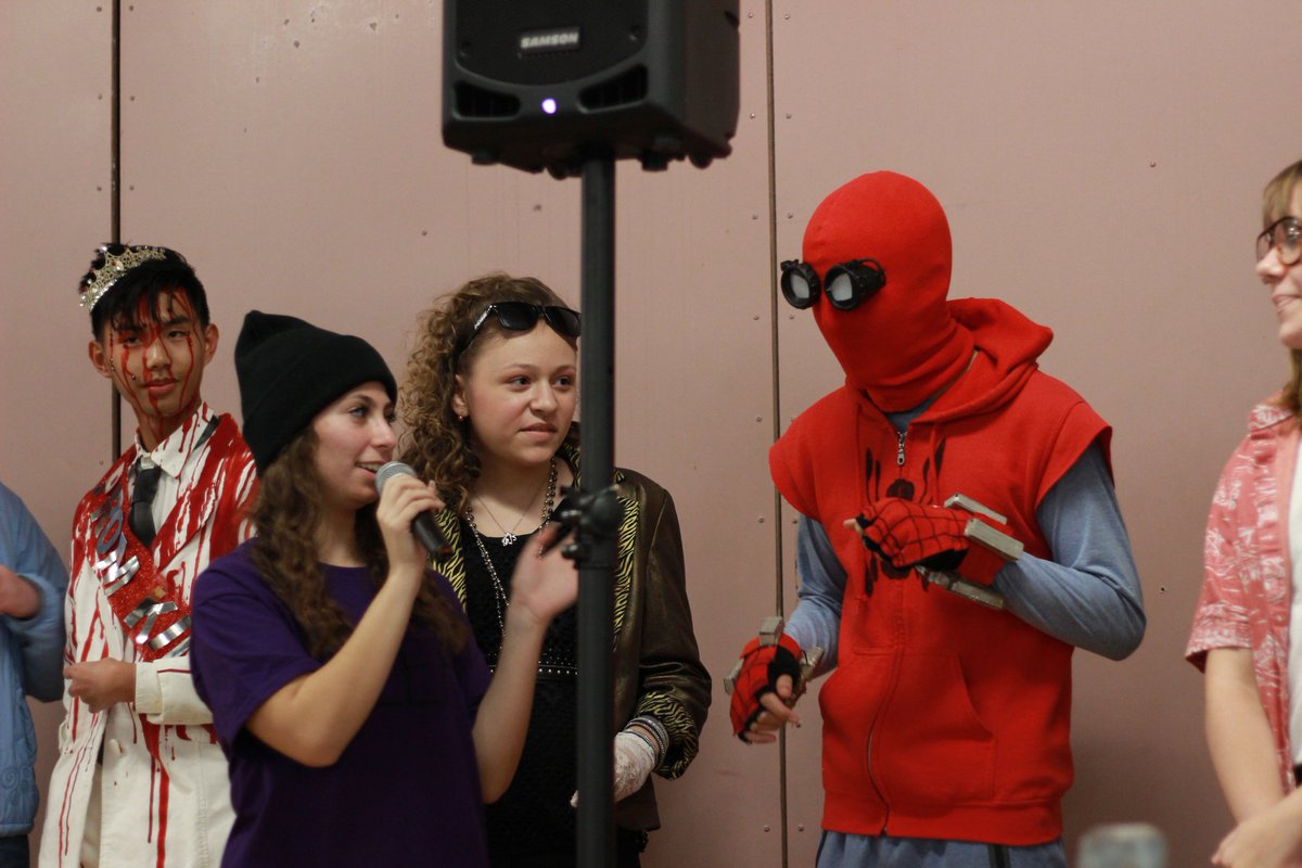 StEzMedia's tweet photo. Final day of @stez_sac Halloweek 🎃
Everyone looked great in their costumes and congratulations to the winners of the costume contests. 
More photos will be on our website throughout the week. (📷: Marco Di Fabio) https://t.co/7Y0HeZ31j3