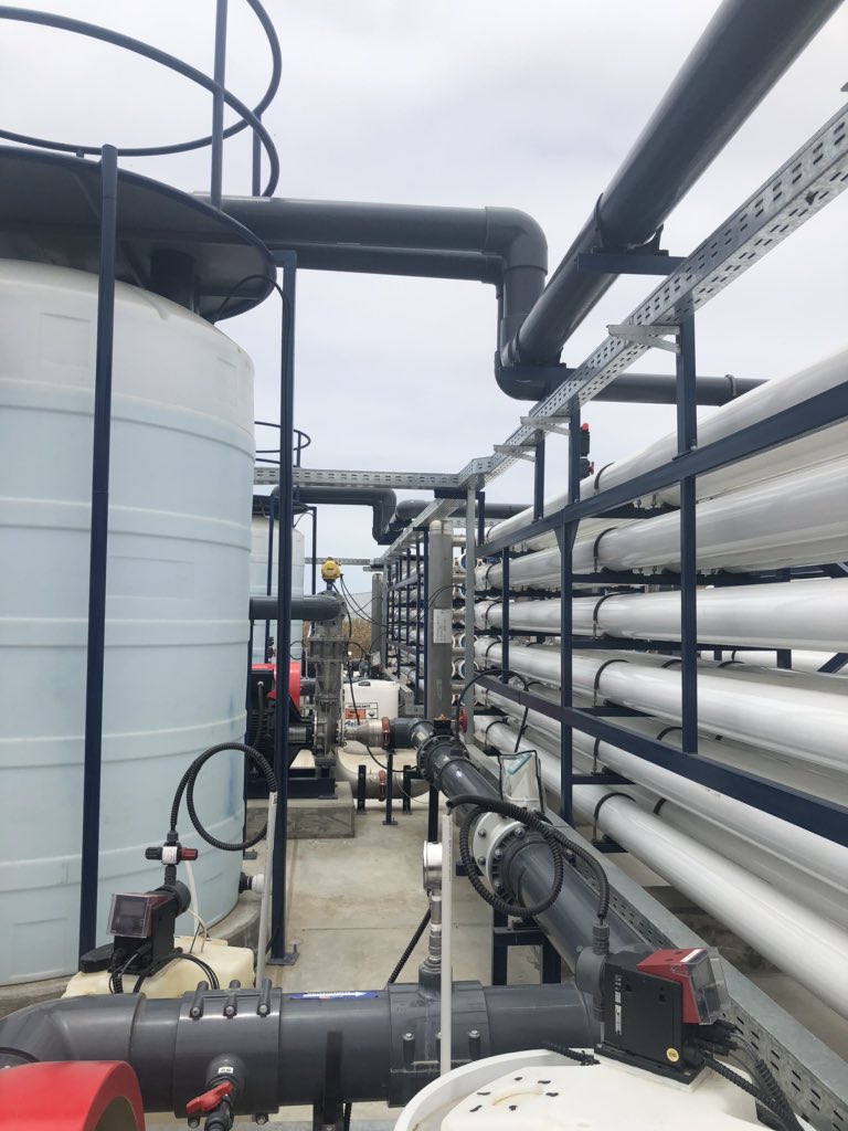 a_ichil's tweet photo. La empresa peruana #danper  inauguró una planta de desalinization construyó por la empresa israelí #relixwater. La tecnología de #israel ayudaría mejorar la productividad del agro productores. En el evento relix donó microsistemas de riego tecnificado para agrocultures familiares https://t.co/IS4pFK87EK