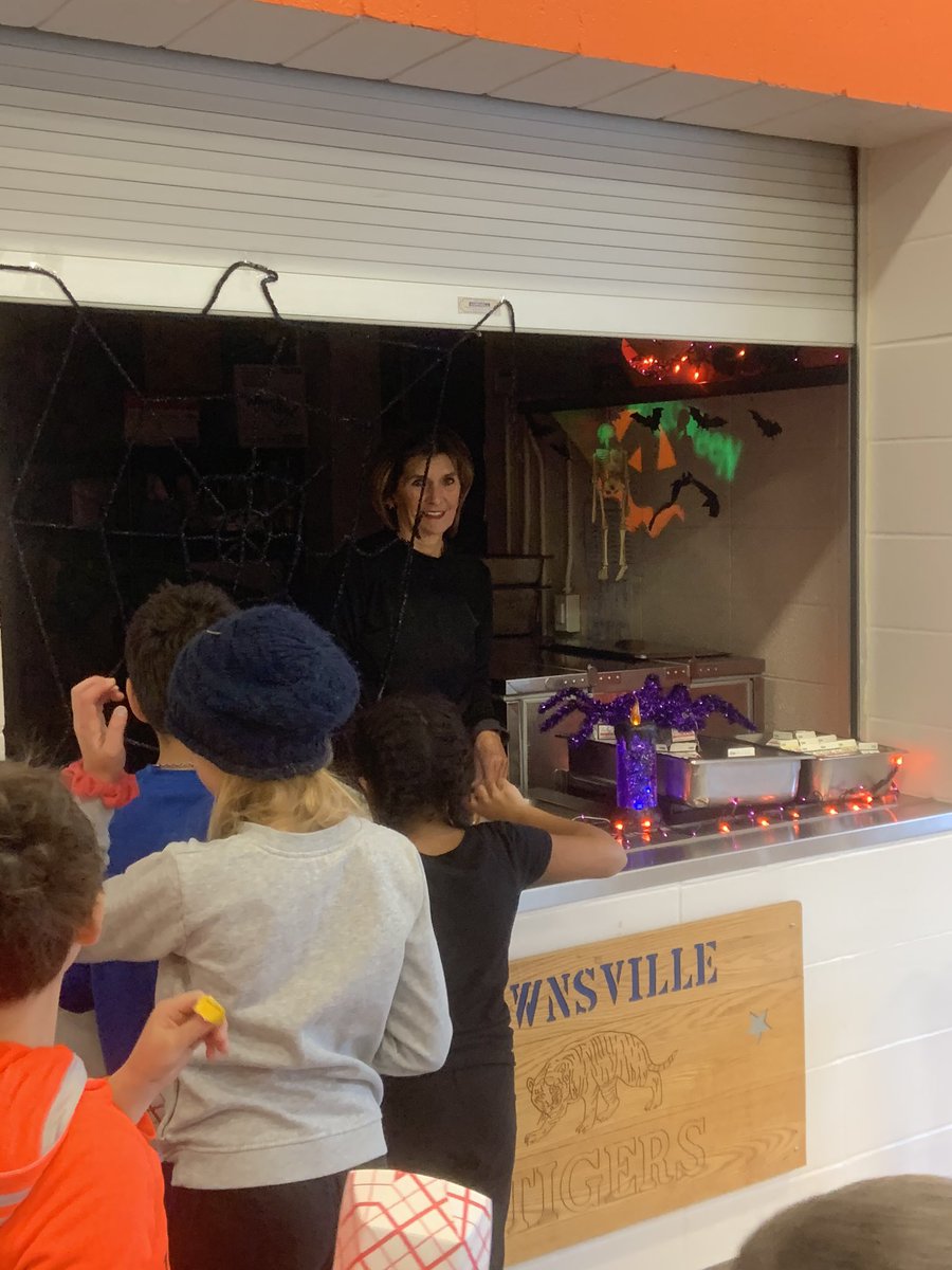 MaryBegley2's tweet photo. Happy Halloween! Madame Lanita delighted us with scary storytelling, Ms. Deb served up a spooky breakfast and lunch and we ended the day with a parade through the community! @downsvilleES #downsvilletigers #downsvillekind https://t.co/CMm0F8c04n