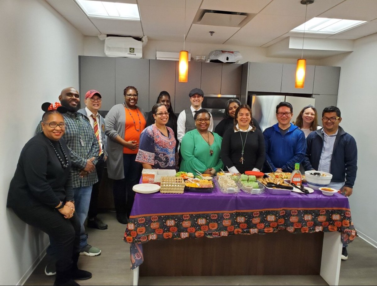Equianllc's tweet photo. BOO! Happy Halloween from the Bethesda, Maryland office; May the ghost be with you! 👻
.
.
.
.
#BOO #HappyHalloween #Bethesda #Maryland #Equian #TrickOrTreat #SmellMyFeet #Candy https://t.co/PdbrLzOMZt