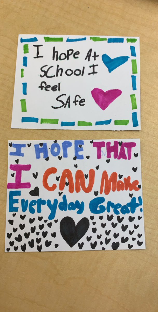 amandakpac's tweet photo. We have high hopes at @GHillsGators !!! #kidsathope https://t.co/xpVtdwmZ55