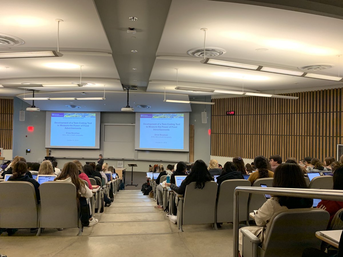 krisreilly_'s tweet photo. @DrewBowman16 and I had the pleasure of guest lecturing about #foodmarketing to children and youth in @ShaunaMBurke’s first year undergrad course today. Great to be back in the classroom with such an engaged group of health sci students! https://t.co/qVkrW1Z23D