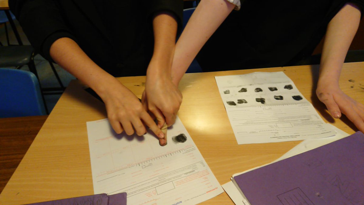 CumnockScience's tweet photo. PC Baillie showing Mrs Gardette's S2s how to take fingerprints as part of the Cells and DNA topic #activelearning #learningtolife https://t.co/4v9SSBRSDj