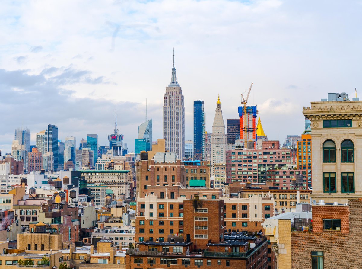 EIAEnvironment's tweet photo. Worldwide urban populations are growing; by 2050 the #cooling industry is expected to triple. Luckily 60% of urban infrastructure is yet to be built. This is an enormous opportunity for cities to lead in #HFCfree cooling installation>https://t.co/EqW4DB3Hzm #WorldCitiesDay https://t.co/5kDv5NIW4n