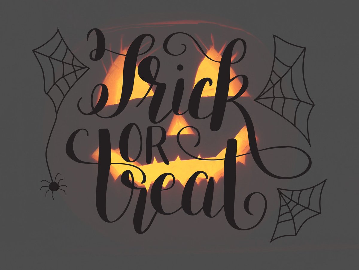 rlpdynamic's tweet photo. Happy Halloween Winnipeg! Have a spooky, safe and fun evening!

#royallepagedynamic #halloween2019 #halloween #thursday #pumpkin #trickortreat #spooky https://t.co/4xqjFNsUAA