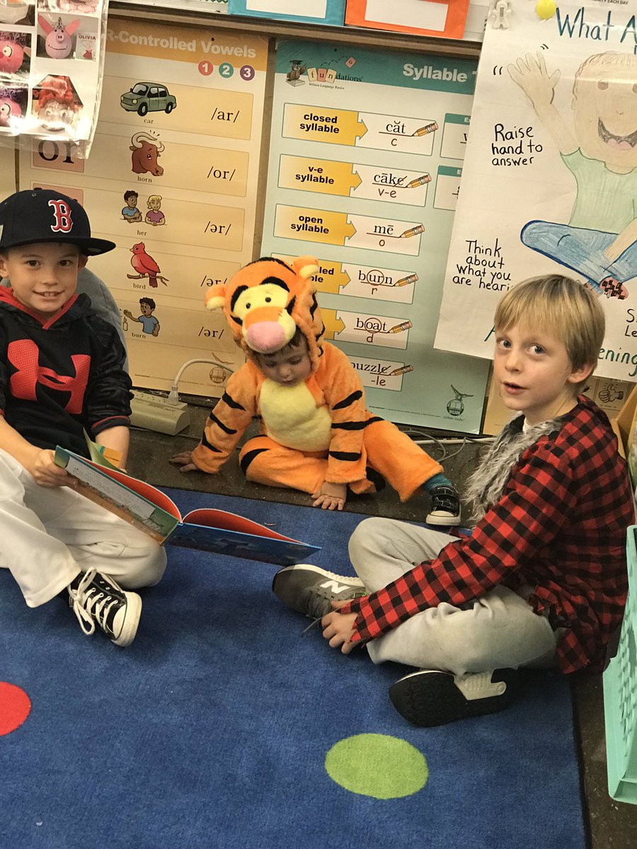 mrsprevidi's tweet photo. There’s nothing better than a best friend at school! Love my tigger! #medfieldps #wheelockians https://t.co/nUNLlJ1FTK