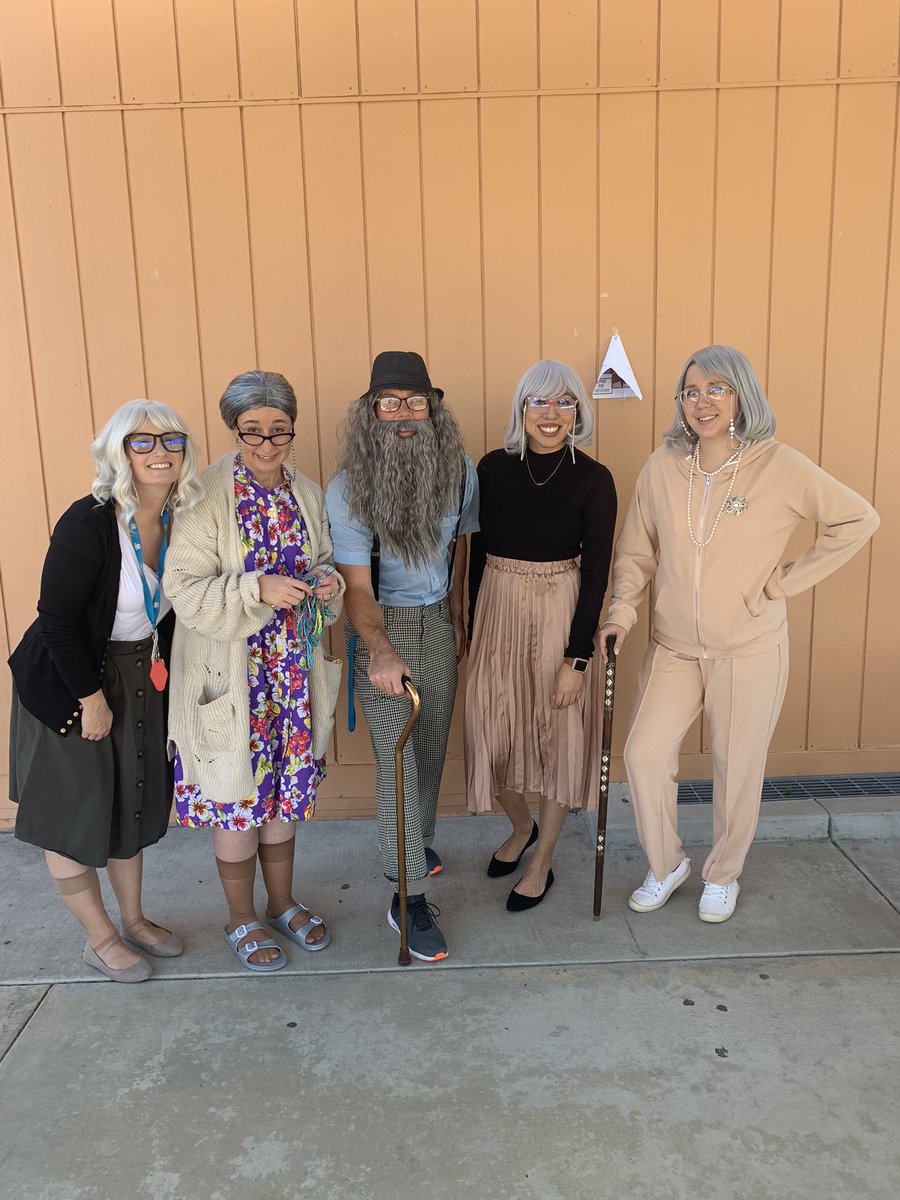 Greeting from the “senior” class! 👋🏽👵🏽👴🏼 <a href="/ChapCares/">Chaparral HS</a>
