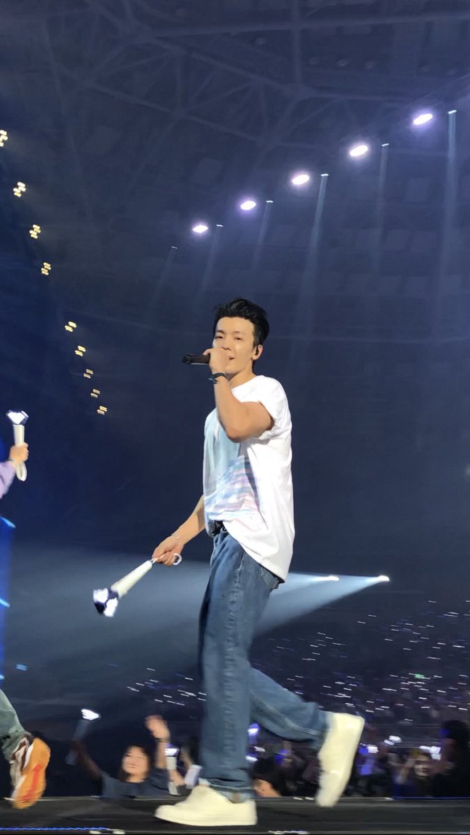 yingyuhae's tweet photo. 행복했어💙고마워💙 https://t.co/hv9qct8qV5