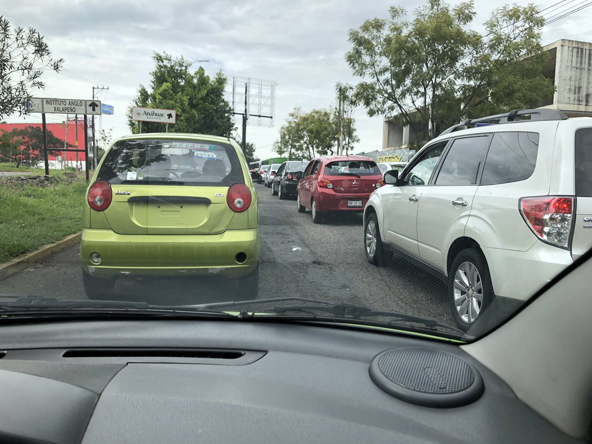 Arco sur intransitable, busquen otras opciones <a href="/VialidadXalapa/">Vialidad Xalapa 🚦 VX 🌎</a> <a href="/xalapavial/">Xalapa Vial 🌎 𝕏</a>