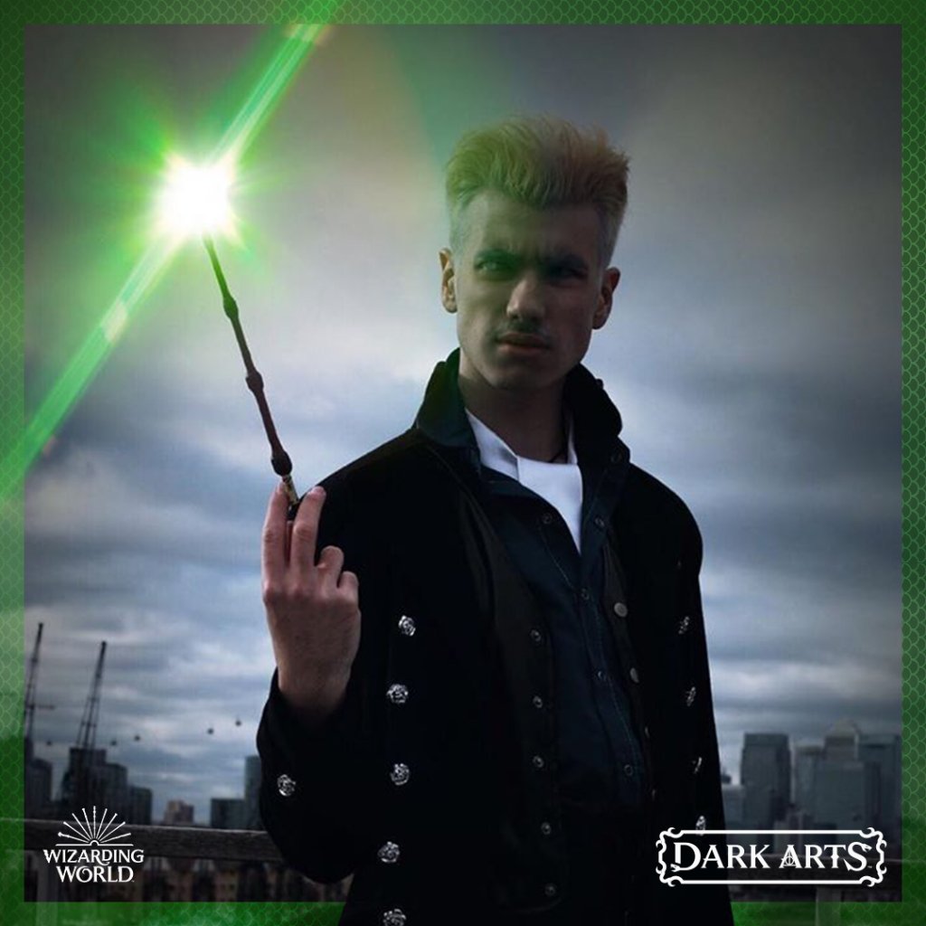 FantasticBeasts's tweet photo. This #Halloween, skulk in the shadows no longer. #DarkArtsMonth https://t.co/oj7Hx5lxly
