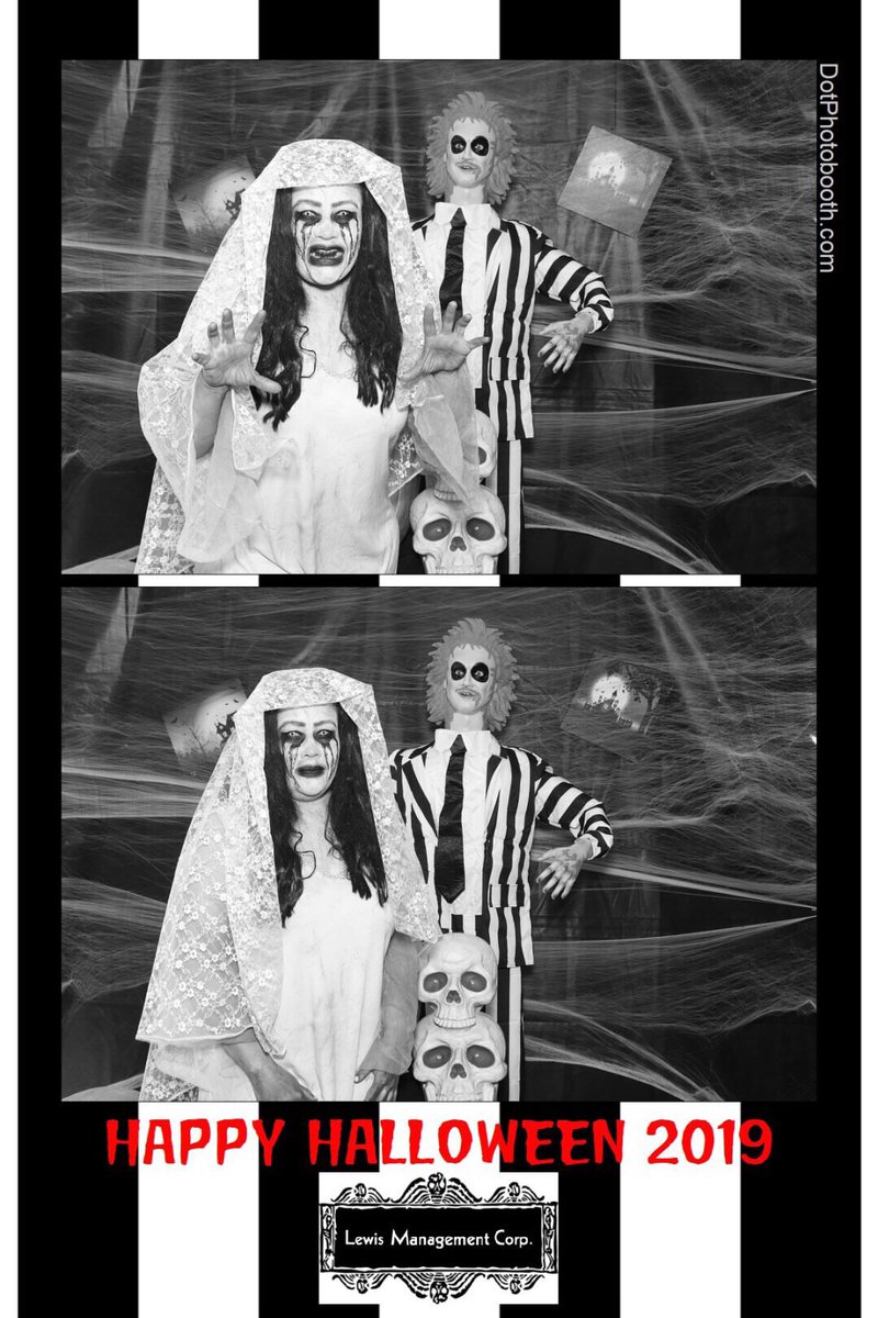 DotPhotobooth's tweet photo. #LewisLiving #DotPhotobooth #Holiday #halloweencostume #halloween #photobooth #photography #events #event #eventplanner #eventorganizer #wedding #weddingplanner #bride #groom #love #brides #luxury #glamorousweddings #style #romantic #elegant https://t.co/AG7Y2B22H1