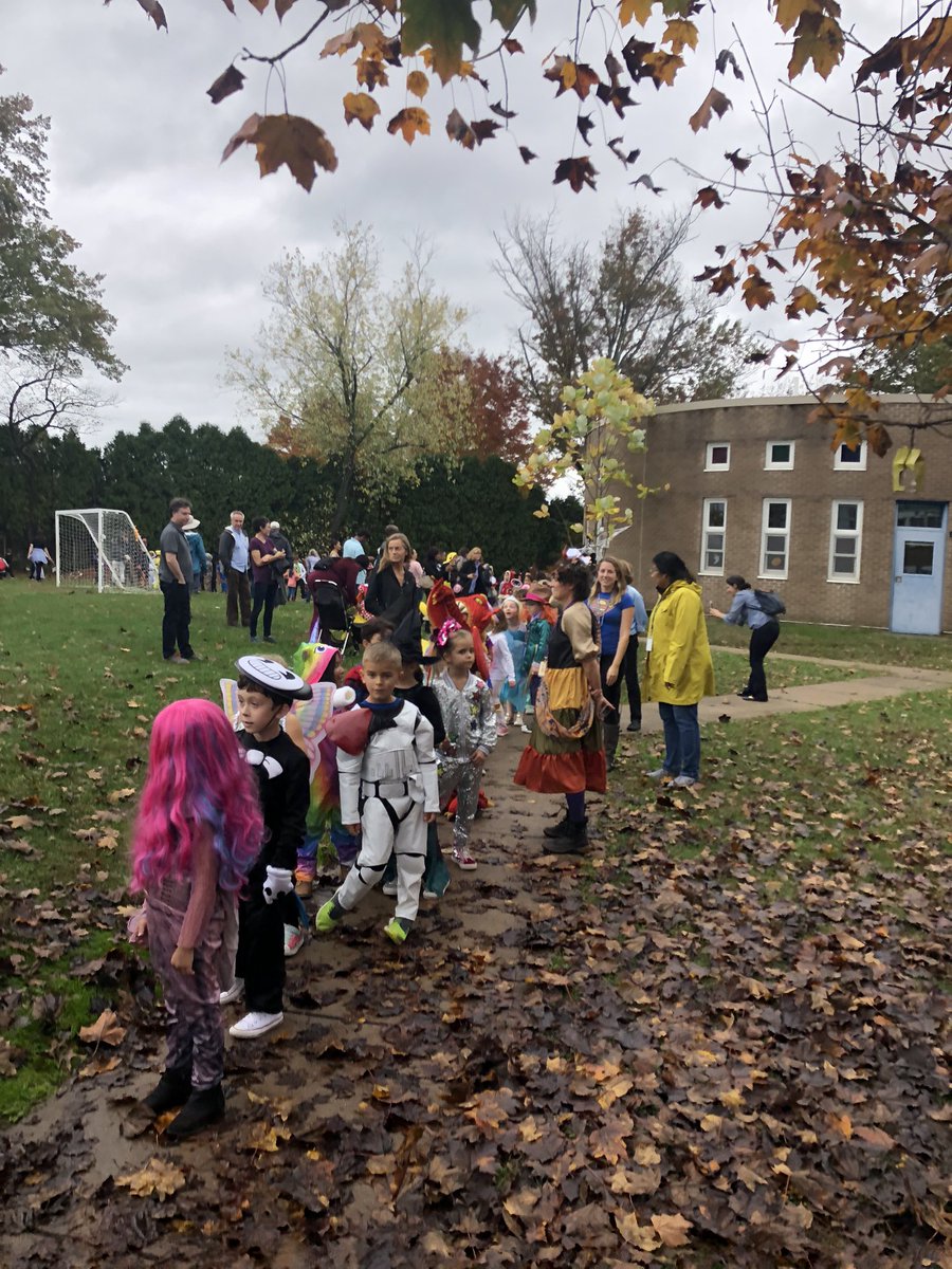 Annual CP Halloween 👻 Parade. Weather cooperated.  Thanks CP PTO &amp; Teachers 🎃