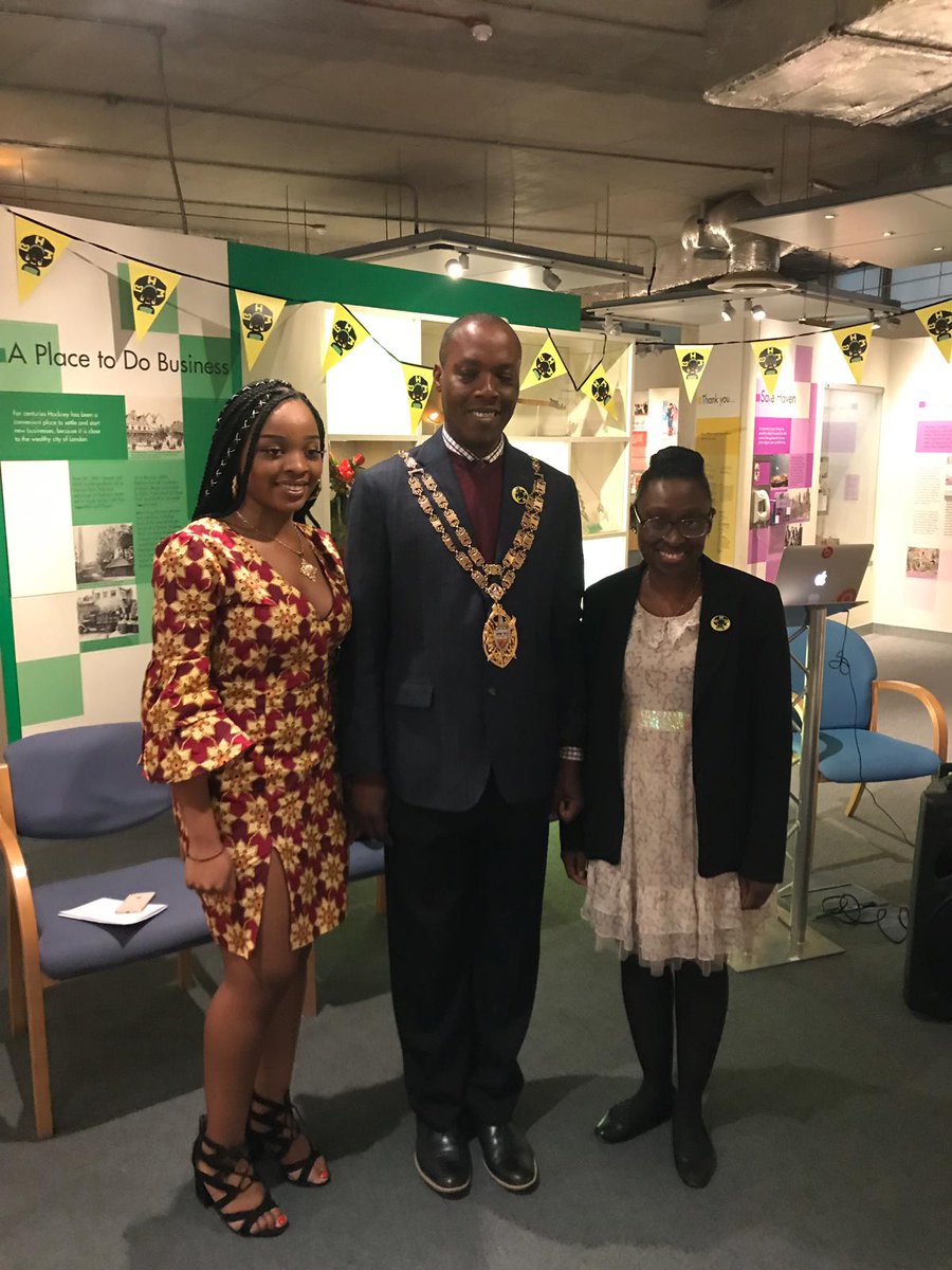 AnntoinetteBra1's tweet photo. At @HackneyMuseum with the @hackneyspeaker and Natasha who organised the the fashion show. Hackney in Vogue is an exhibition to showcase the work of local fashion designers inspired by African fabrics #BlackHistoryMonth #hackneyblackhistoryseason #Hackneysgotstyle https://t.co/9Kww6JE3cH
