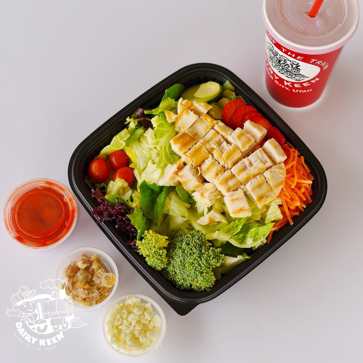 Our strawberry chicken salad is leaving soon! Come in and get it while you still can. Hope to see you soon! 🚂❤️
#midway #foodie #yummy #hungry #delish #homeofthetrain #dairykeen #hebercity #utah #parkcity