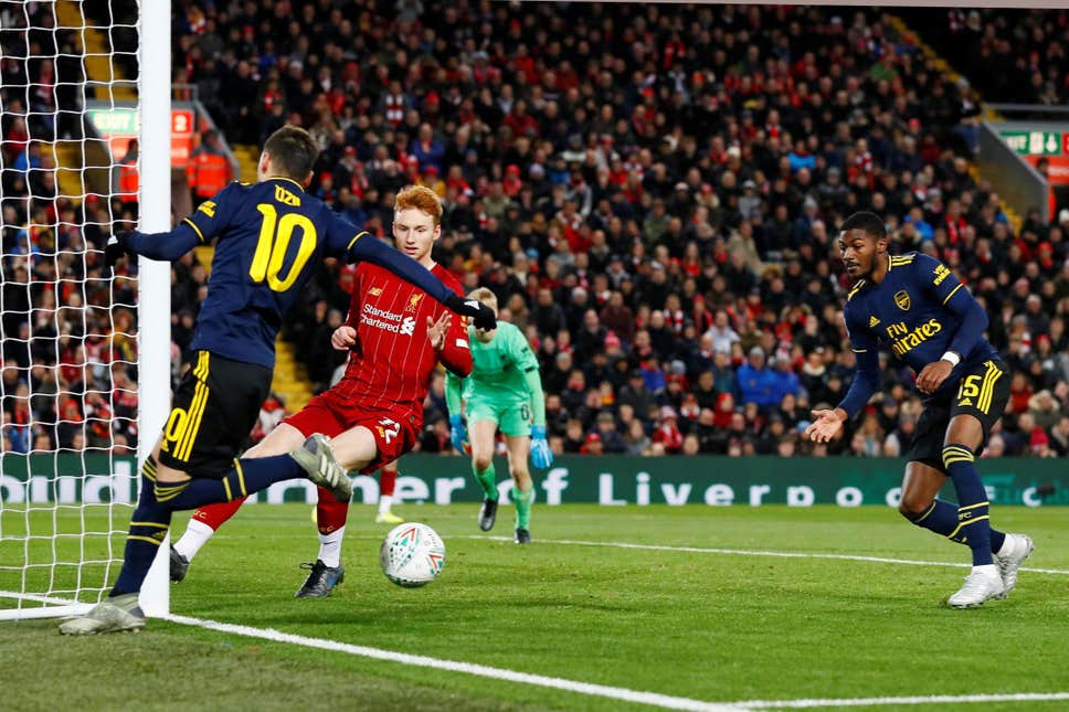 tonysamia's tweet photo. Mesut #Ozil's #assist against Liverpool is a thing of beauty.
You can't teach that.
#football #bestassist https://t.co/KwzZcIhnZD