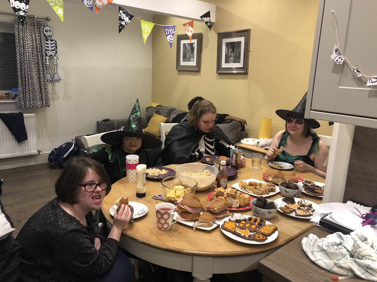 dbeaumont_'s tweet photo. Happy Halloween from all of us at Mencap! @mencap_charity @LisaRawcliffe4 @Nicolaw48341521 @jon78342959 https://t.co/hREFfaZ1os