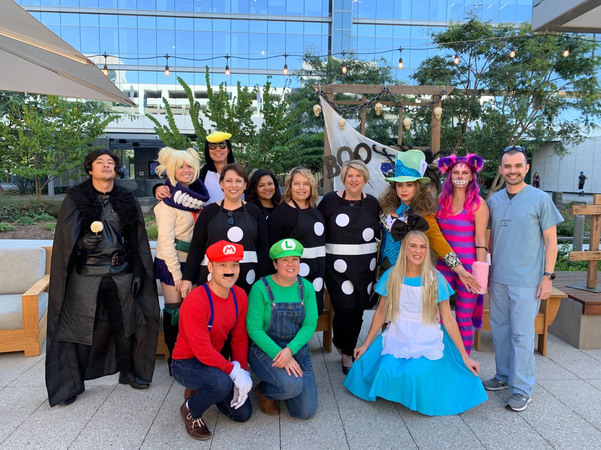 propelmedia's tweet photo. Eat, drink and be scary! Happy Halloween from Propel Media 🕸🔮👻🎃 #halloween #propelmedia #findyourmoment https://t.co/qH68Yd3dPe